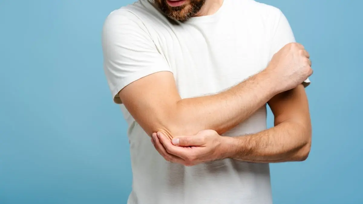 Elbow Bursitis vs Tendonitis Elbow Bursitis vs Tendonitis