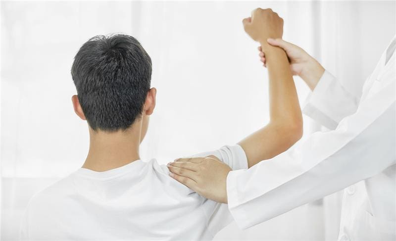 Rotator Cuff Repair Surgery: Recovery, Pain